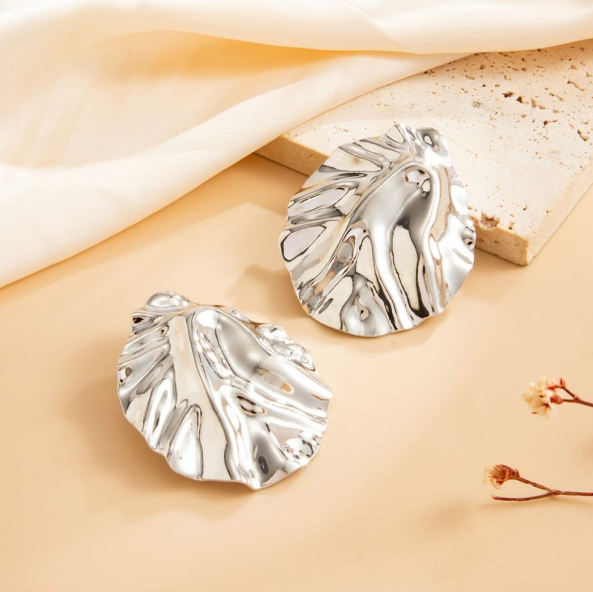 Elowen™ Vintage Hammered Texture Statement Stud Earrings