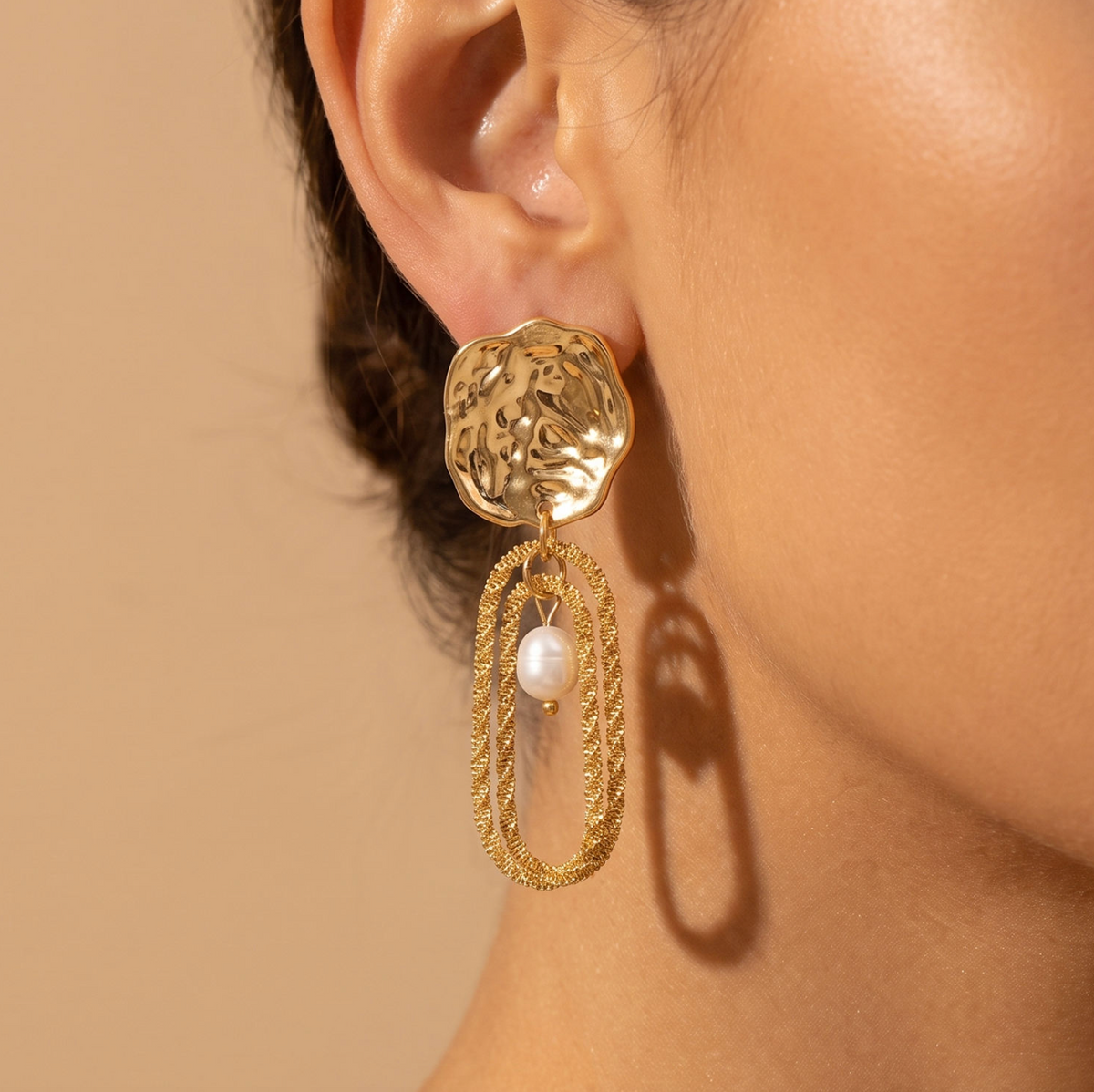 Rosalie Fleur™ Retro Hammered Floral Statement Earrings